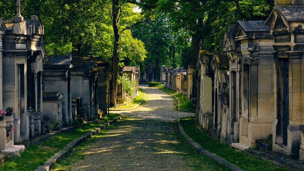das Grab, das auf dem Père Lachaise Wünsche erfüllt