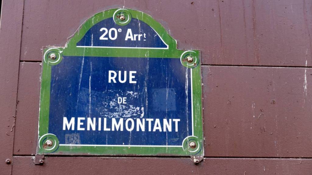 An 18% grade, cobblestones, and Vélib’ bikes: this street in Ménilmontant is turning into a real race course