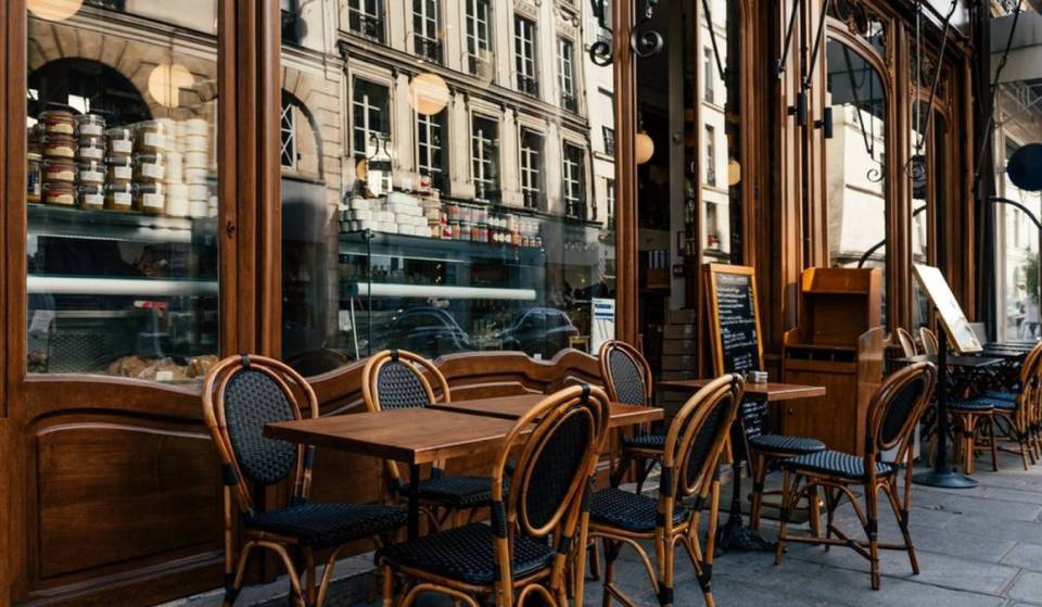 Checkered tablecloths, French cuisine, and a generous rib of beef: this unassuming bistro in the 16th arrondissement is worth a visit