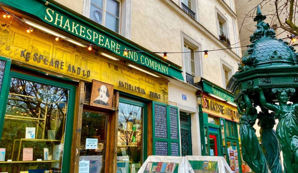 In 1951, this Parisian bookstore opened its doors to travelers without a penny to their name: 75 years later, it has lost none of its magic