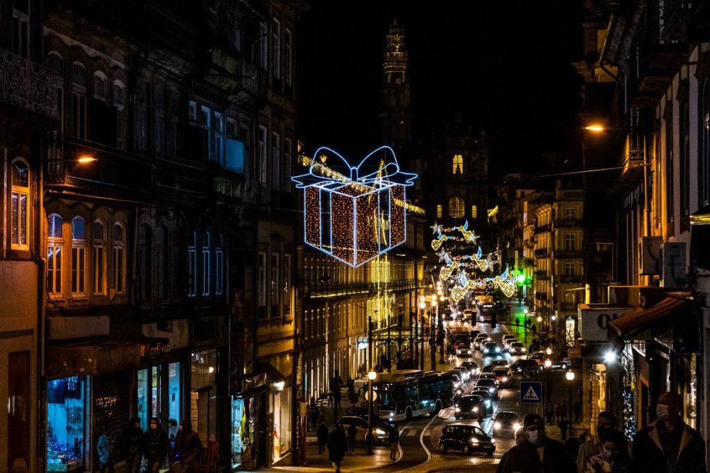 Estamos rendidos ao Porto vestido de Natal