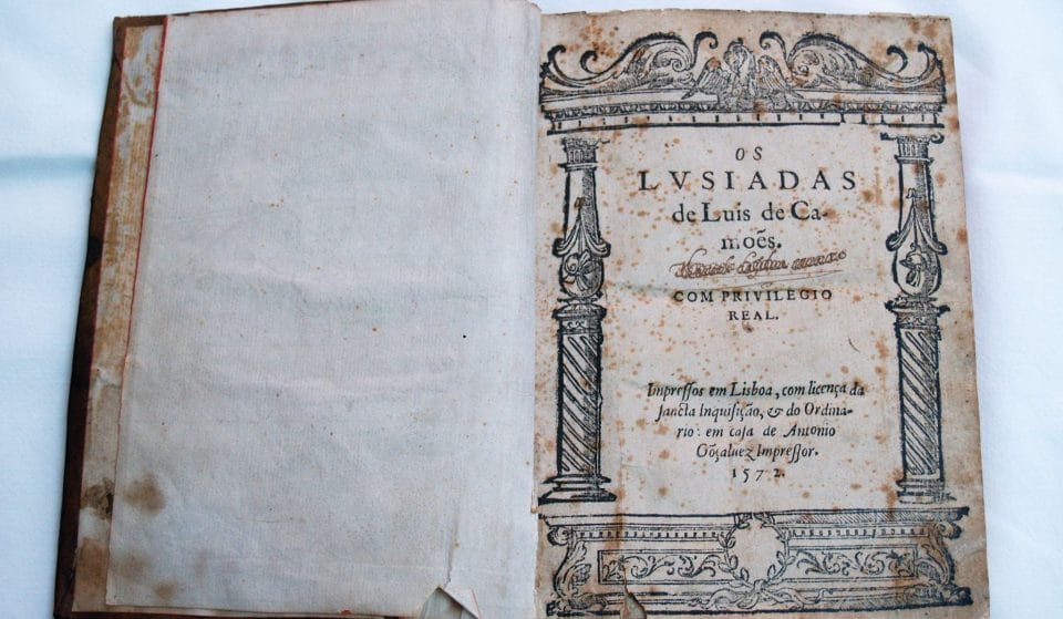 Primeira edição de “Os Lusíadas” em exposição para comemorar os 500 anos do nascimento de Camões
