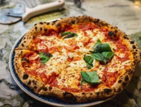 It’s not just Lisbon in the Top 100: the prestigious The Best Pizza Awards highlights two pizzerias in Porto that you have to check out