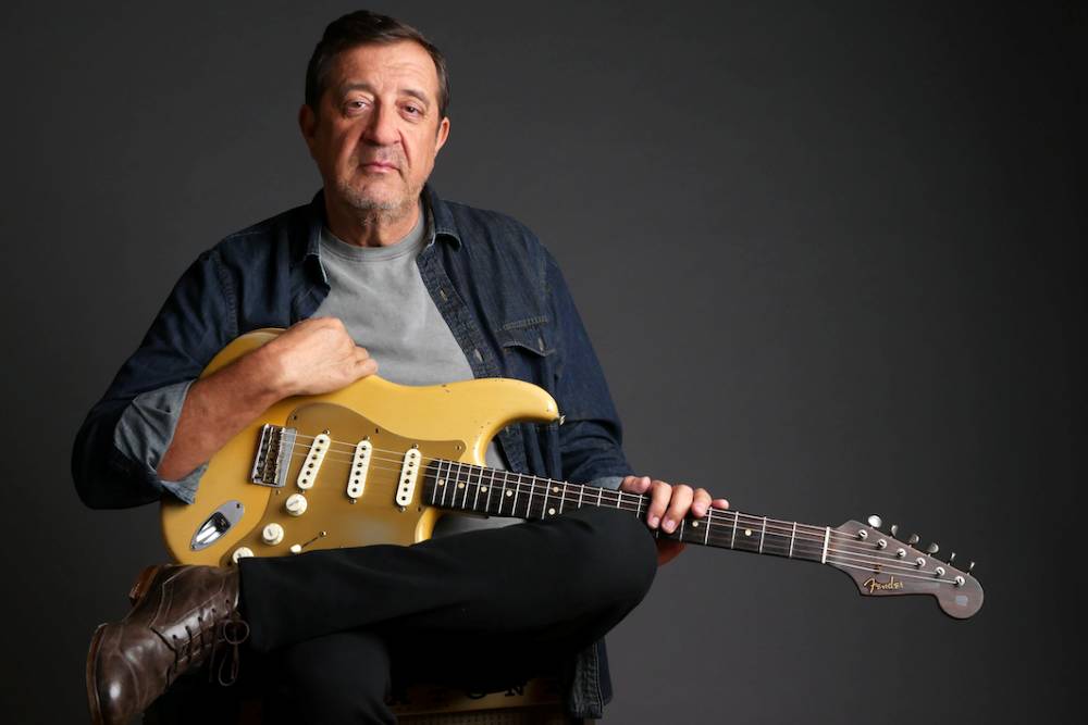 Rui Veloso: Uma Vida em 45 Voltas é uma exposição com entrada gratuita para visitar em Gaia até 21 de outubro