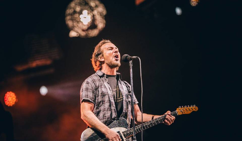 Bilhetes para Pearl Jam esgotaram, mas ainda podes ir ver o grupo de grunge