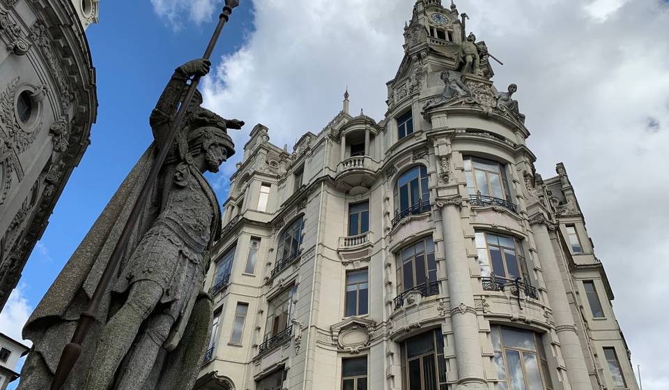 “O Porto”: a história da estátua ‘andante’ que encontrou agora uma ‘casa’