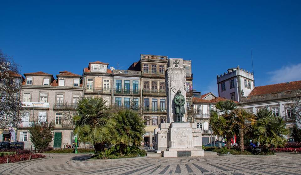 Esta é a história da Praça do Porto que presta homenagem a um antigo rei italiano