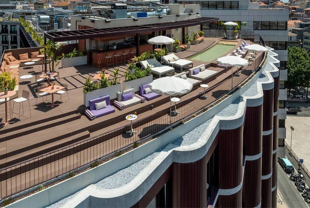 Há um novo rooftop no The Social Hub Porto com vista panorâmica