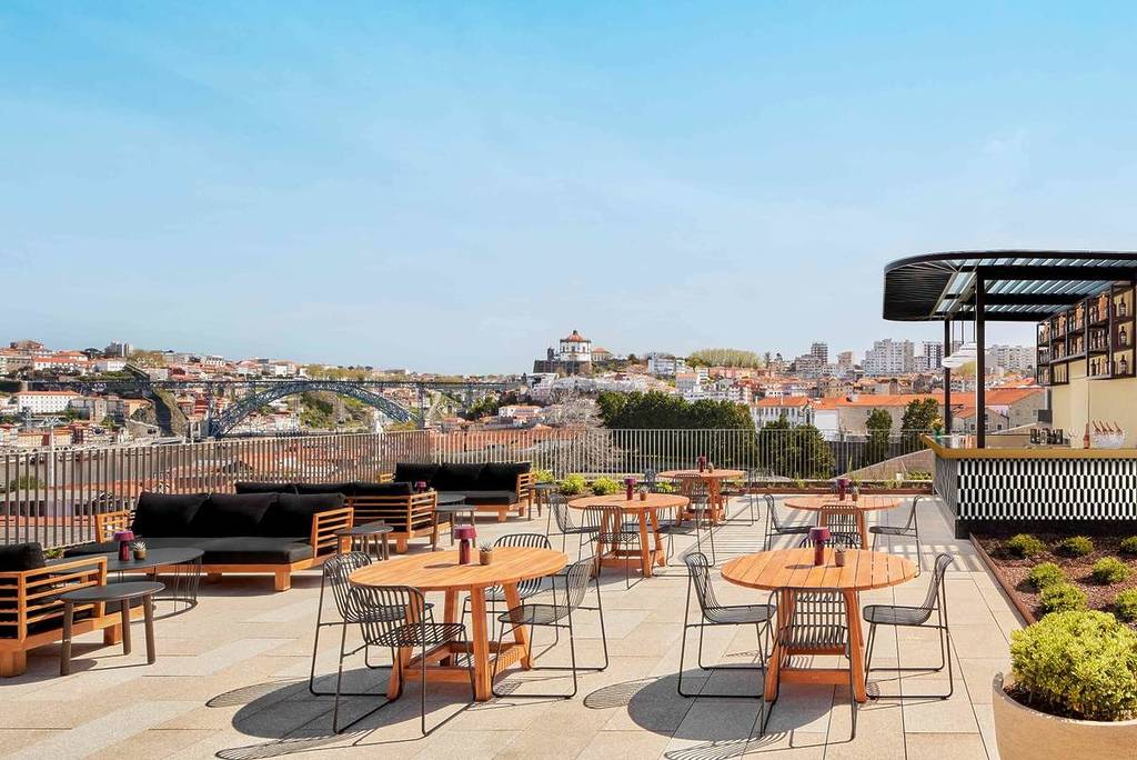 Sky Bar Kopke : le nouveau rooftop à découvrir à Gaia, Grand Porto