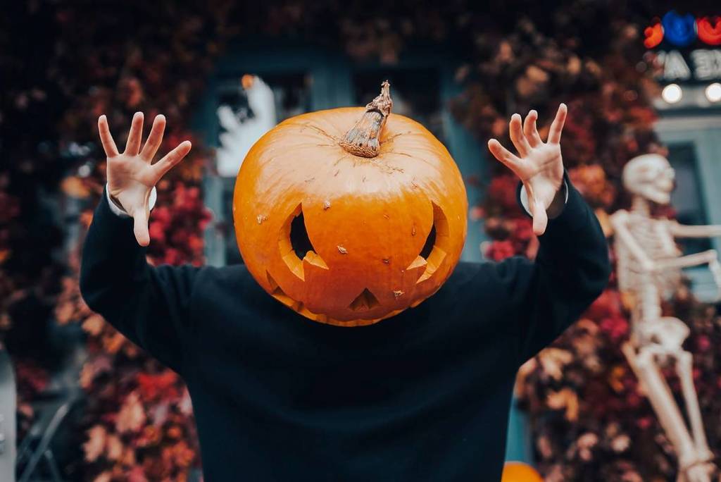 Há muitas músicas assustadoras e perfeitas para festas de Halloween