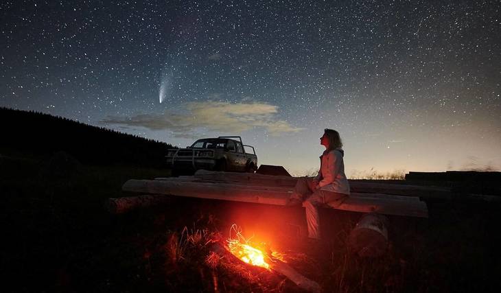 Si vous prévoyez d&rsquo;assister à la pluie de météores Quadrantid ce week-end, sachez que la lumière de la lune va tout changer