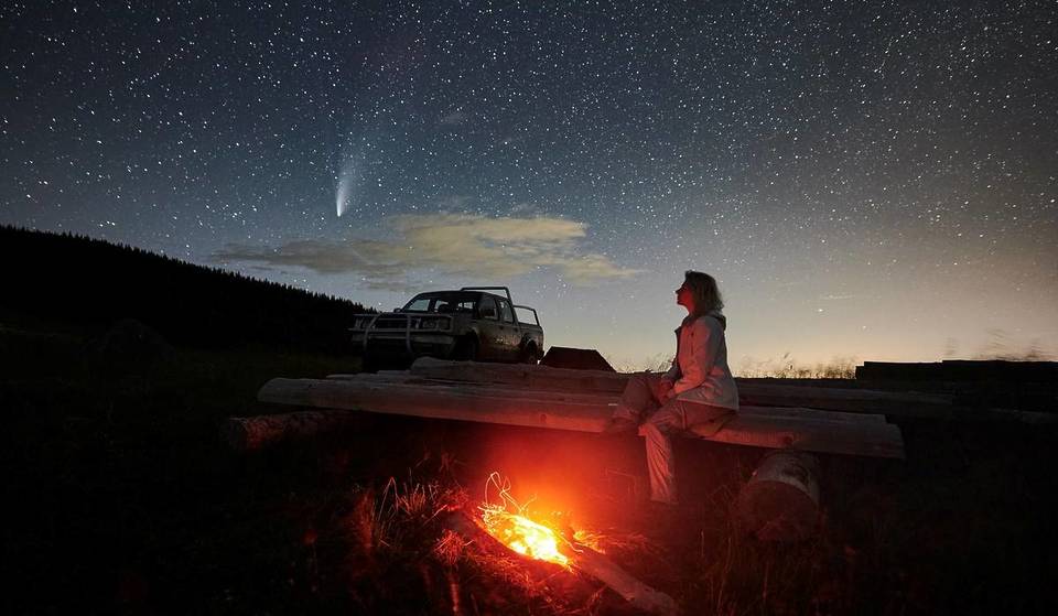 Si tienes pensado ver la lluvia de meteoros de las Cuadrántidas este fin de semana, debes saber que la luz de la Luna lo cambiará todo