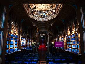 Uma das livrarias mais bonitas do mundo já é monumento nacional, mas vai fechar as portas em breve — sabe porquê