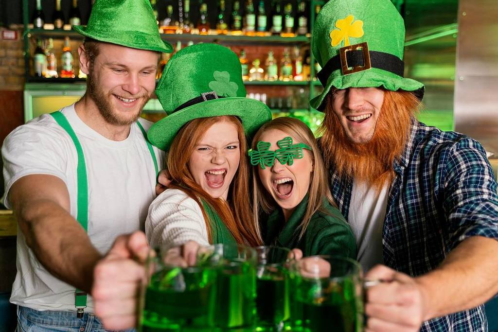 St. Patrick 's Weekend Market em Gaia