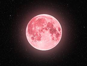 Le ciel de Porto se prépare à la pleine lune rose : mais va-t-elle vraiment prendre cette couleur ?