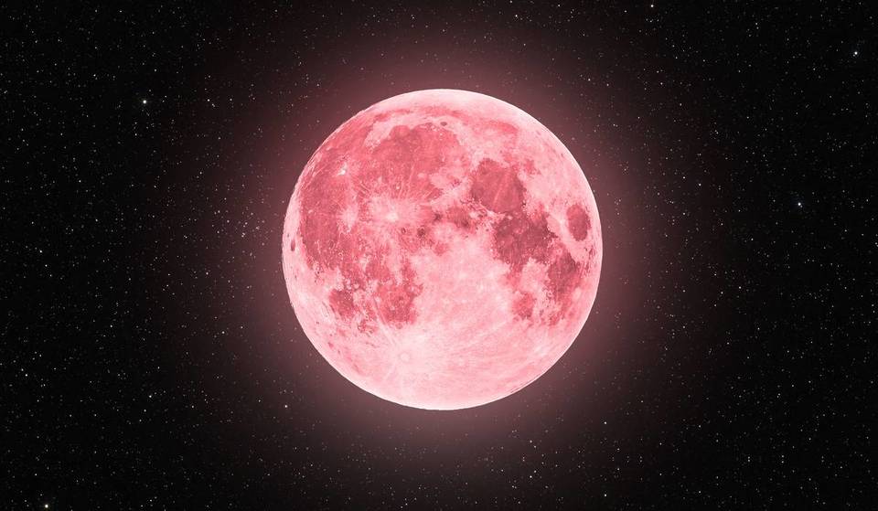 El cielo de Oporto se prepara para la Luna Llena Rosa: ¿pero de verdad se pondrá de ese color?