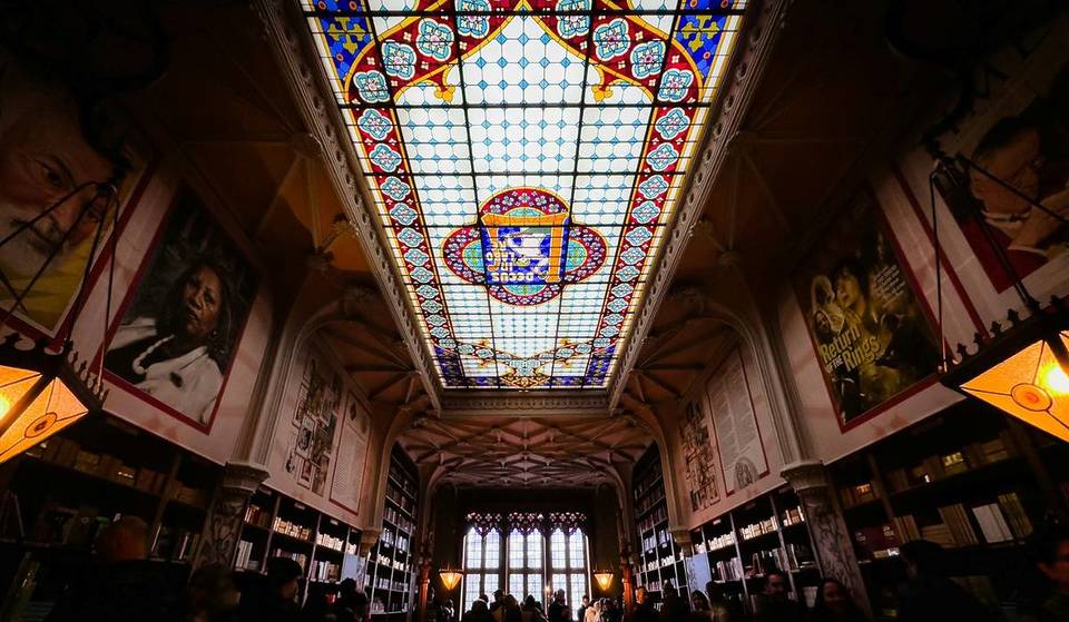 Did you go to Livraria Lello and find the door closed? The National Monument is closed until April 19
