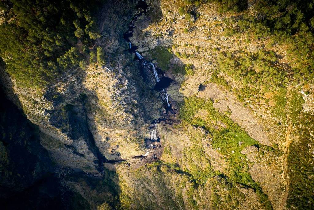 There is a new viewpoint to appreciate the beauty of the Fisgas de Ermelo waterfalls