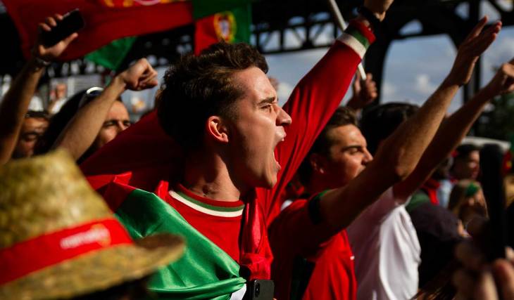 Ecrã gigante e entrada livre: a Baixa do Porto vai ter uma Fan Zone oficial para acompanhar todos os jogos do Mundial 2026