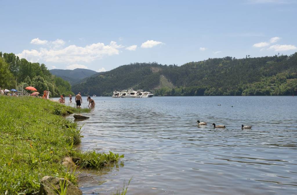 Melres River Beach