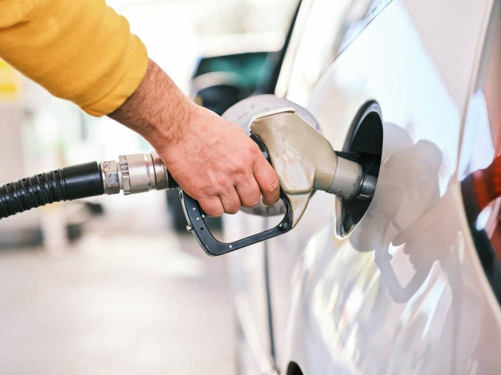 Plenergy abre su primera gasolinera en Oporto y promete un ahorro del 10 %