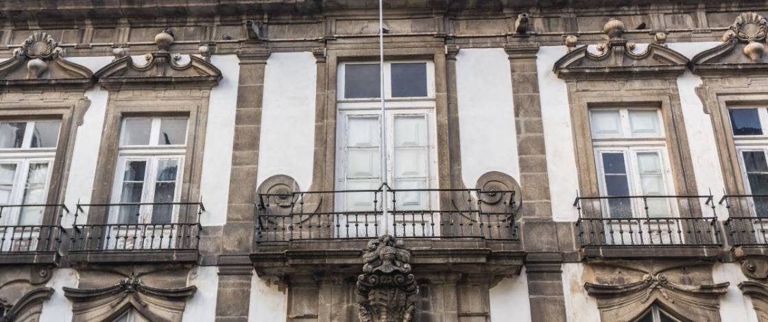 Foi hospital militar no Cerco do Porto e casa de um dos museus mais ricos do país; fechado há 34 anos, o Palácio de São João Novo vai renascer como Museu do Porto