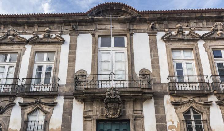 Foi hospital militar no Cerco do Porto e casa de um dos museus mais ricos do país; fechado há 34 anos, o Palácio de São João Novo vai renascer como Museu do Porto