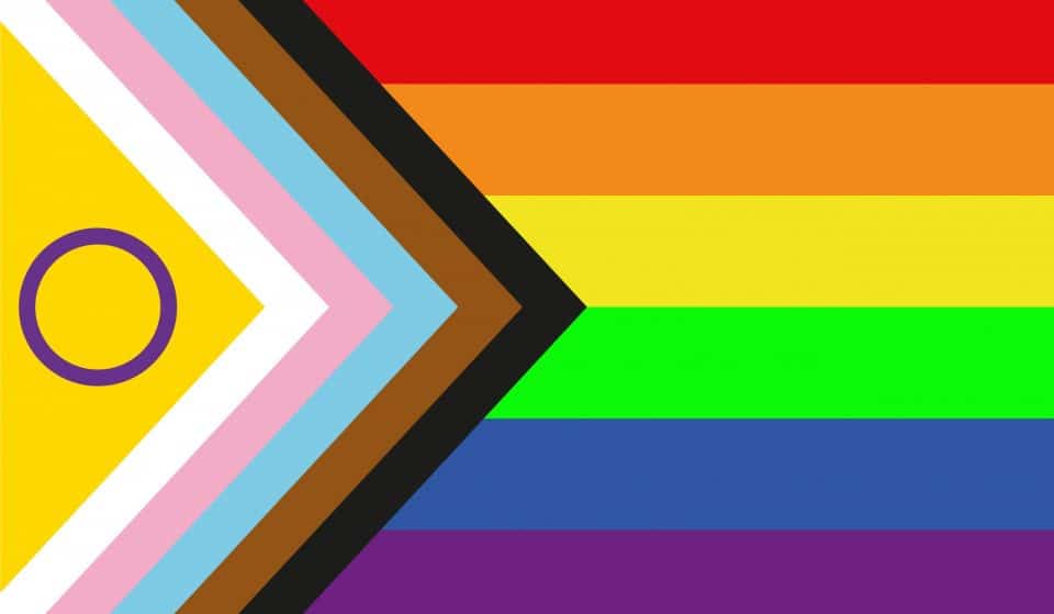 Fierté : le drapeau de la Fierté est repensé pour inclure les personnes intersexes