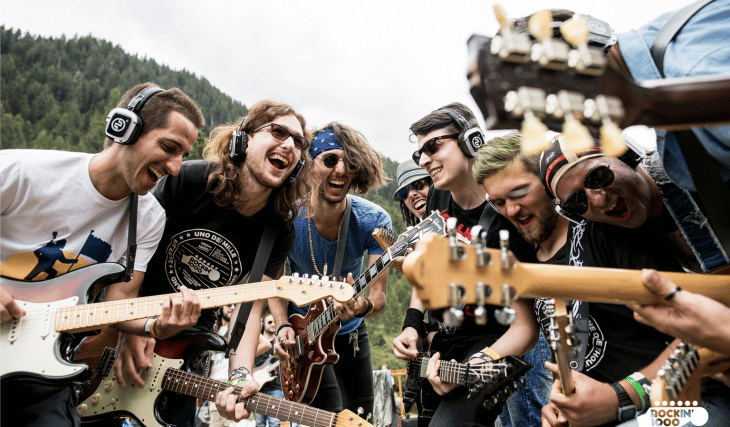 Vale a viagem: mil músicos tocam os clássicos do rock em São Paulo