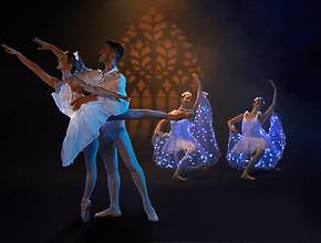 Este espetáculo inesquecível no Rio une balé e tecnologia: bailarinos brilham no escuro ao som de Tchaikovsky