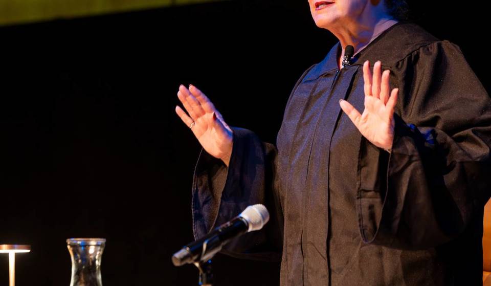 Silencio en la sala: en esta experiencia inmersiva, tú decides el destino del acusado de un crimen impactante.