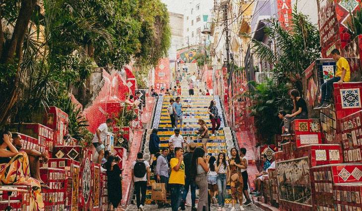 Famosa escadaria no Rio de Janeiro vai passar por reforma no entorno, que promete mais segurança, organização e fácil acesso