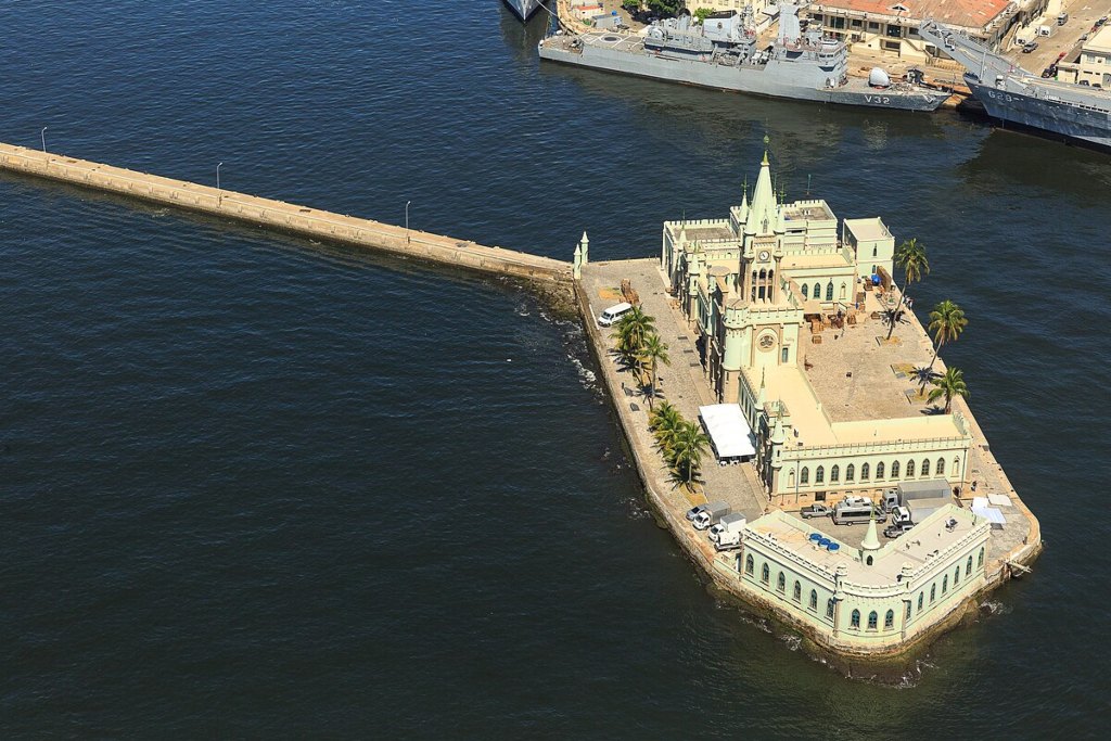 Vista aérea da Ilha Fiscal