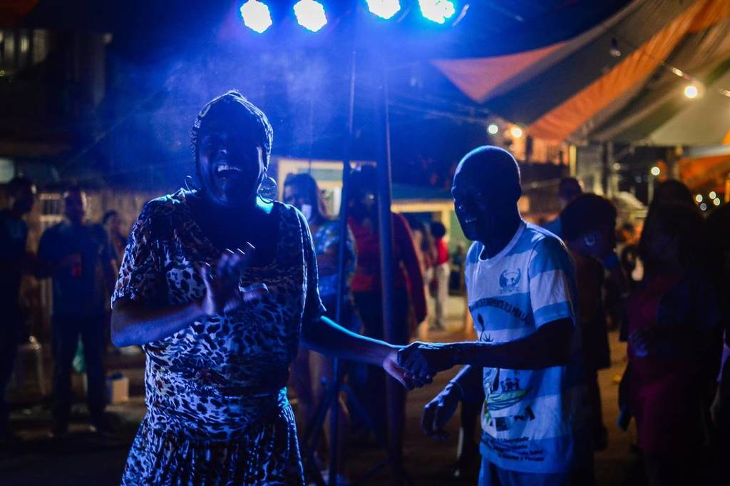 O festival gratuito que vai agitar o subúrbio carioca em novembro: desfile de moda, exposição de arte, cinema e roda de samba!