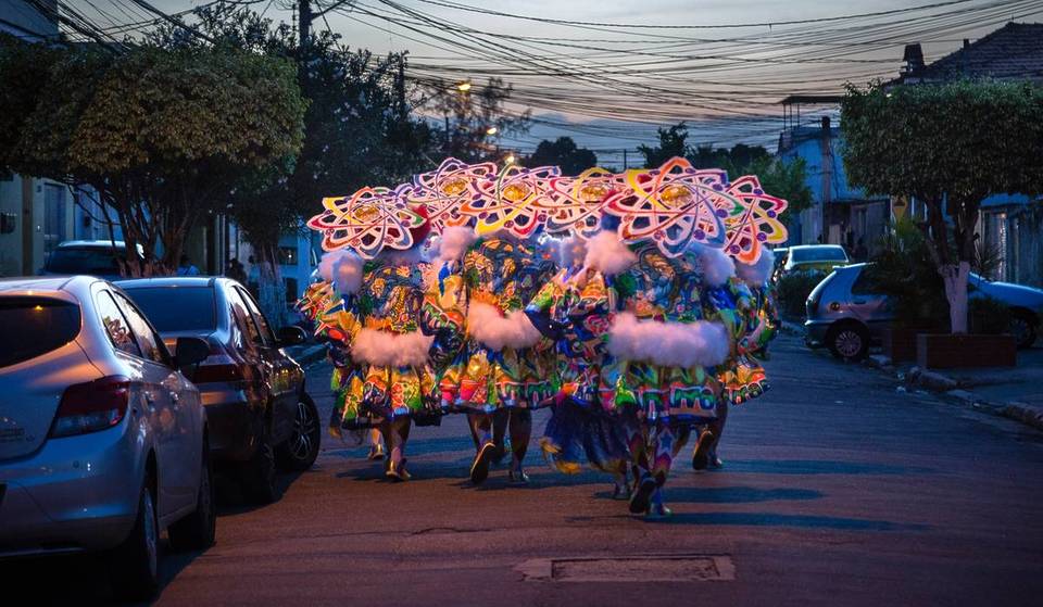 Carnival isn’t over yet: a cultural space in Rio is screening a new film about the world of the bate-bolas this month, with a free showing!