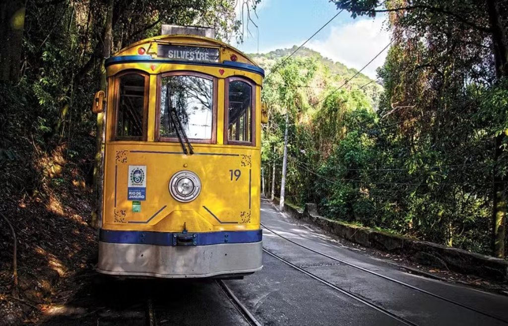 Silvestre Branch Line, Santa Teresa Trams