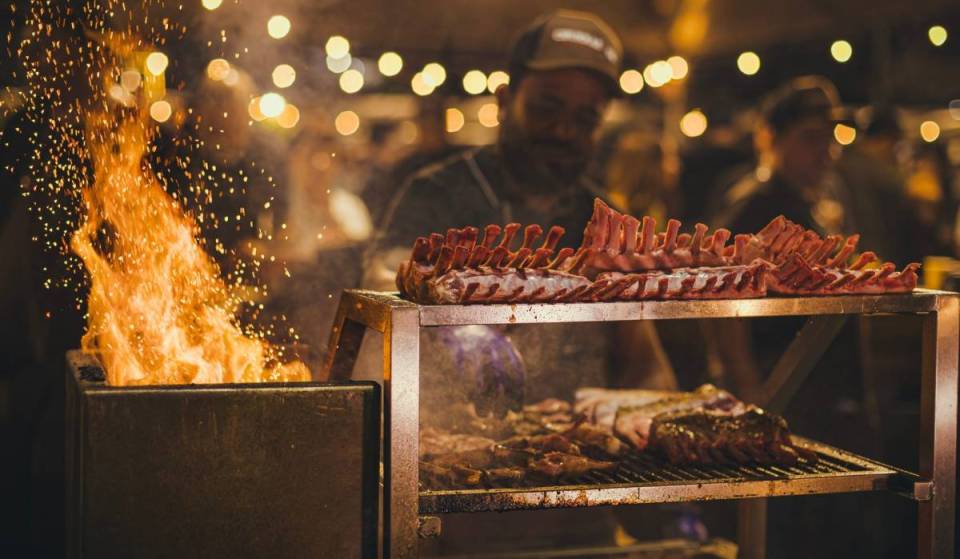 Eight hours of barbecue, an open bar, and music: that’s what the first Rio edition of BBQ Sem Fronteiras will be like this weekend