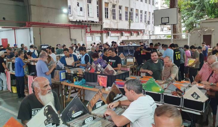 La tradicional feria de vinilos de Río se estrena en Catete con sellos raros, maratón de DJs, exposición temática y mucho más este fin de semana
