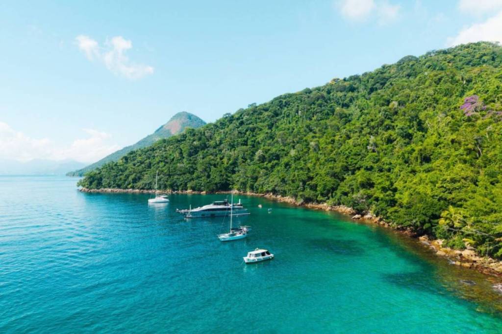 With no cars and 90% of its Atlantic Forest preserved, this island in Rio de Janeiro was named one of the quietest in the world