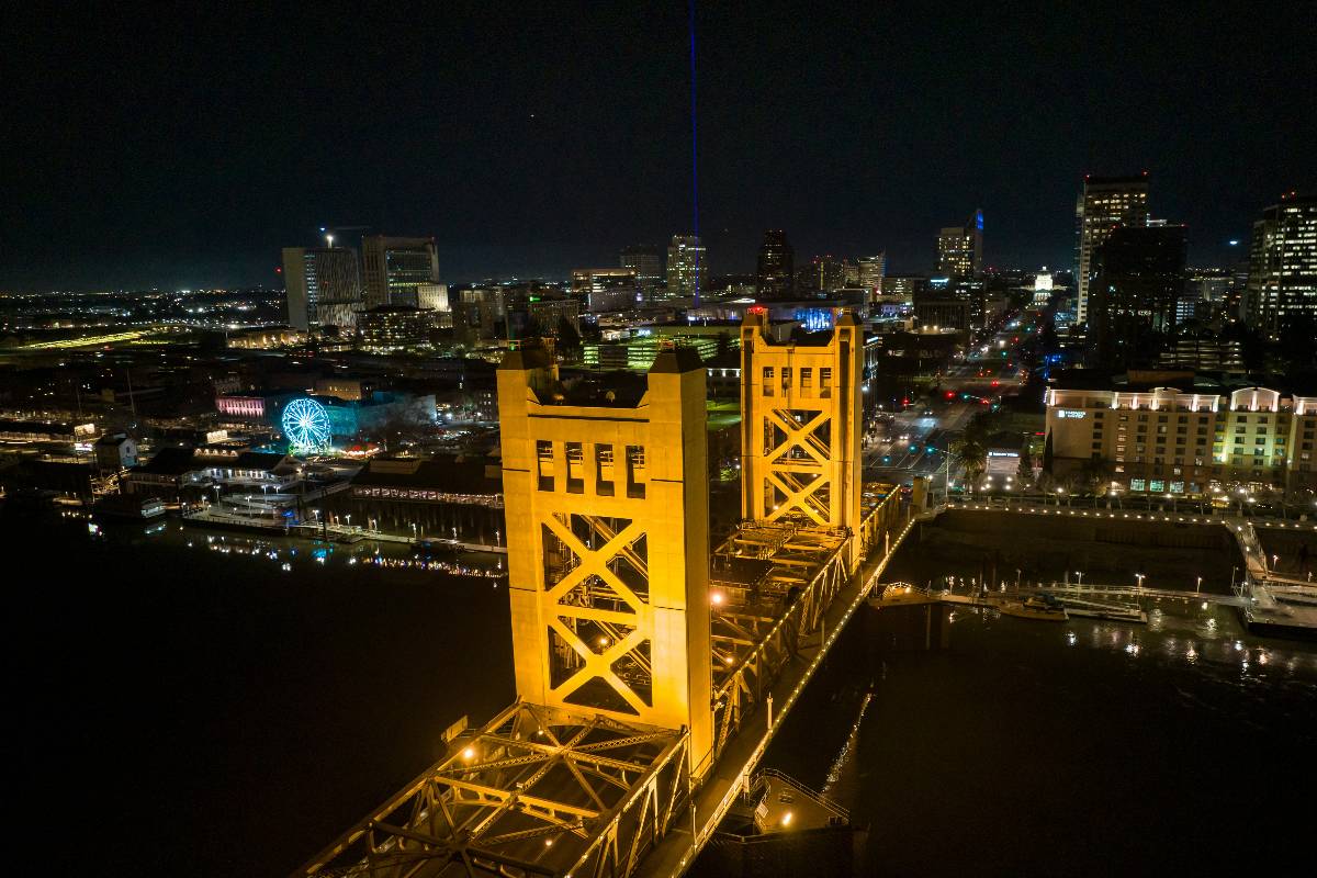 Tower Bridge in Sacramento at night