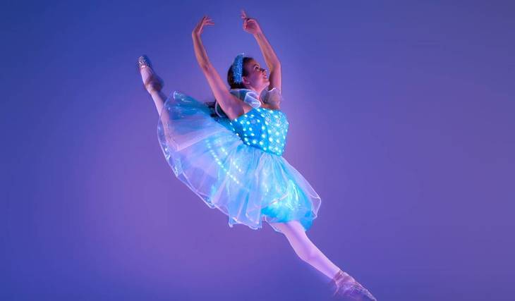 Forget Traditional Theatre: This Immersive Sacramento Experience Features Ballerinas In Shimmering, Illuminated Outfits