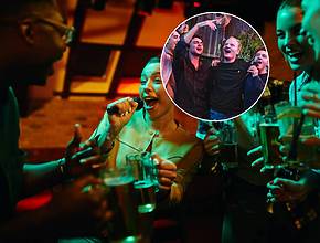 Guía secreta: 9 karaokes en Santiago para cantar a todo pulmón