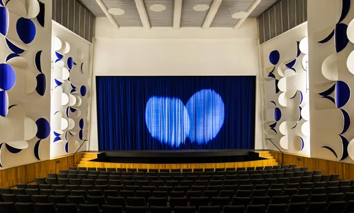 Escenario del Centro Cultural CEINA