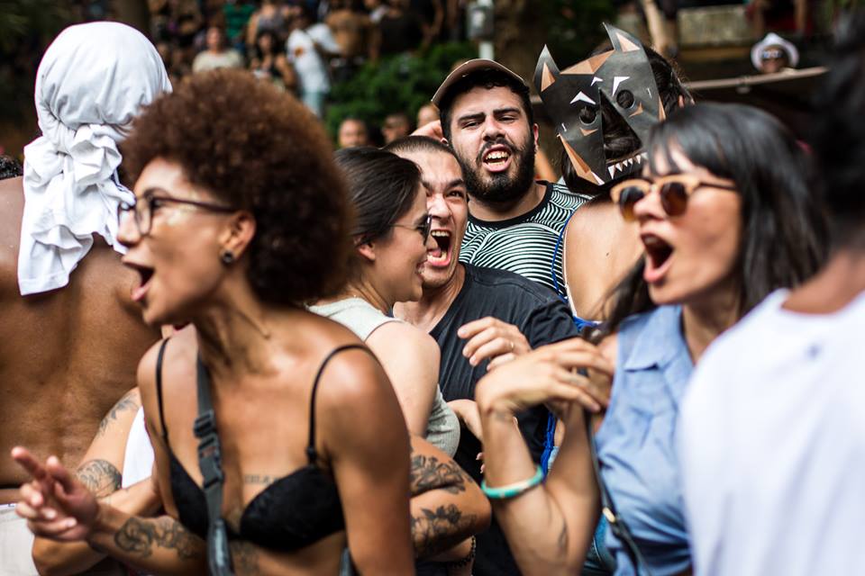 A espera acabou! O Carnaval chegou e não faltam blocos para curtir o feriado