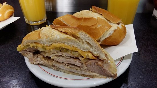 famoso-lanche-de-pernil-sp