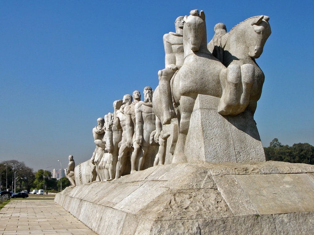 monumento as bandeiras