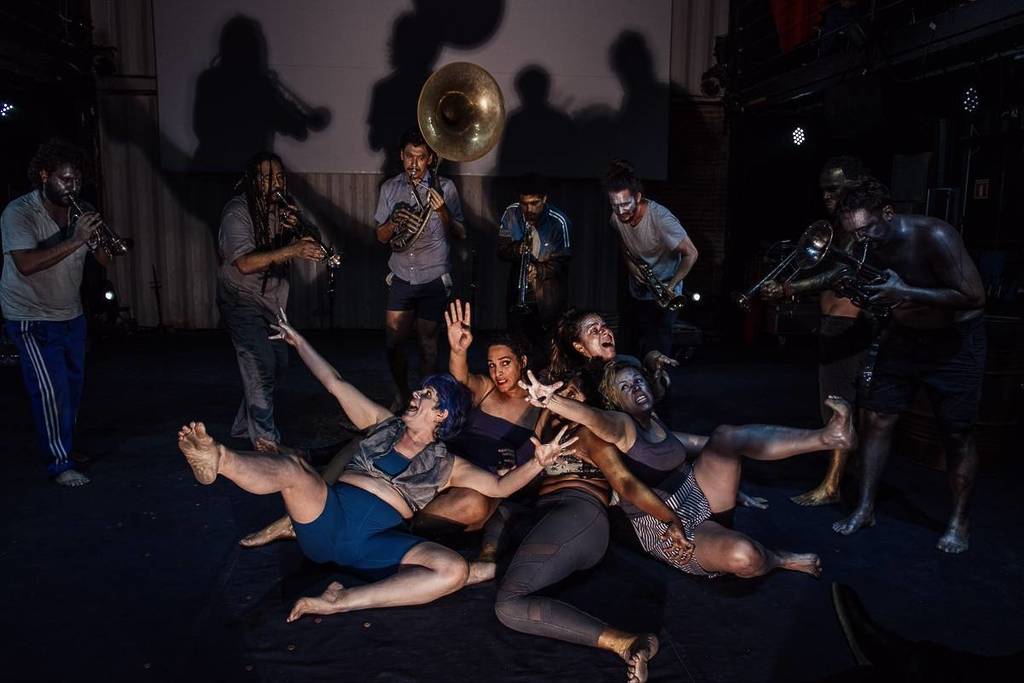 Cena Ouro - Epide(r)mia peça de teatro em cartaz em junho em são paulo