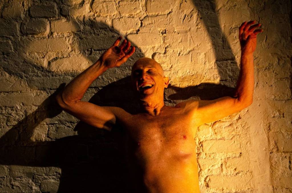 Concerto para um Corpo Traquejado plays currently showing in São Paulo