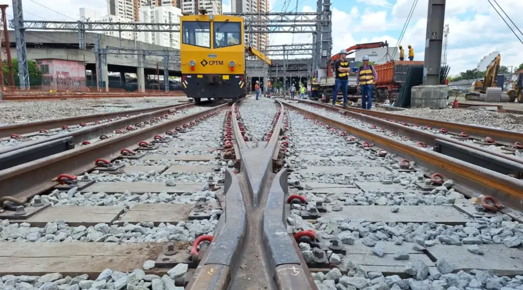 las peores líneas del metro CPTM tren de São Paulo línea 12 Safira explosión