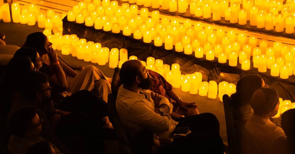O “segredo” por trás das milhares de velas em São Paulo: como funcionam os concertos que viraram febre na capital paulista